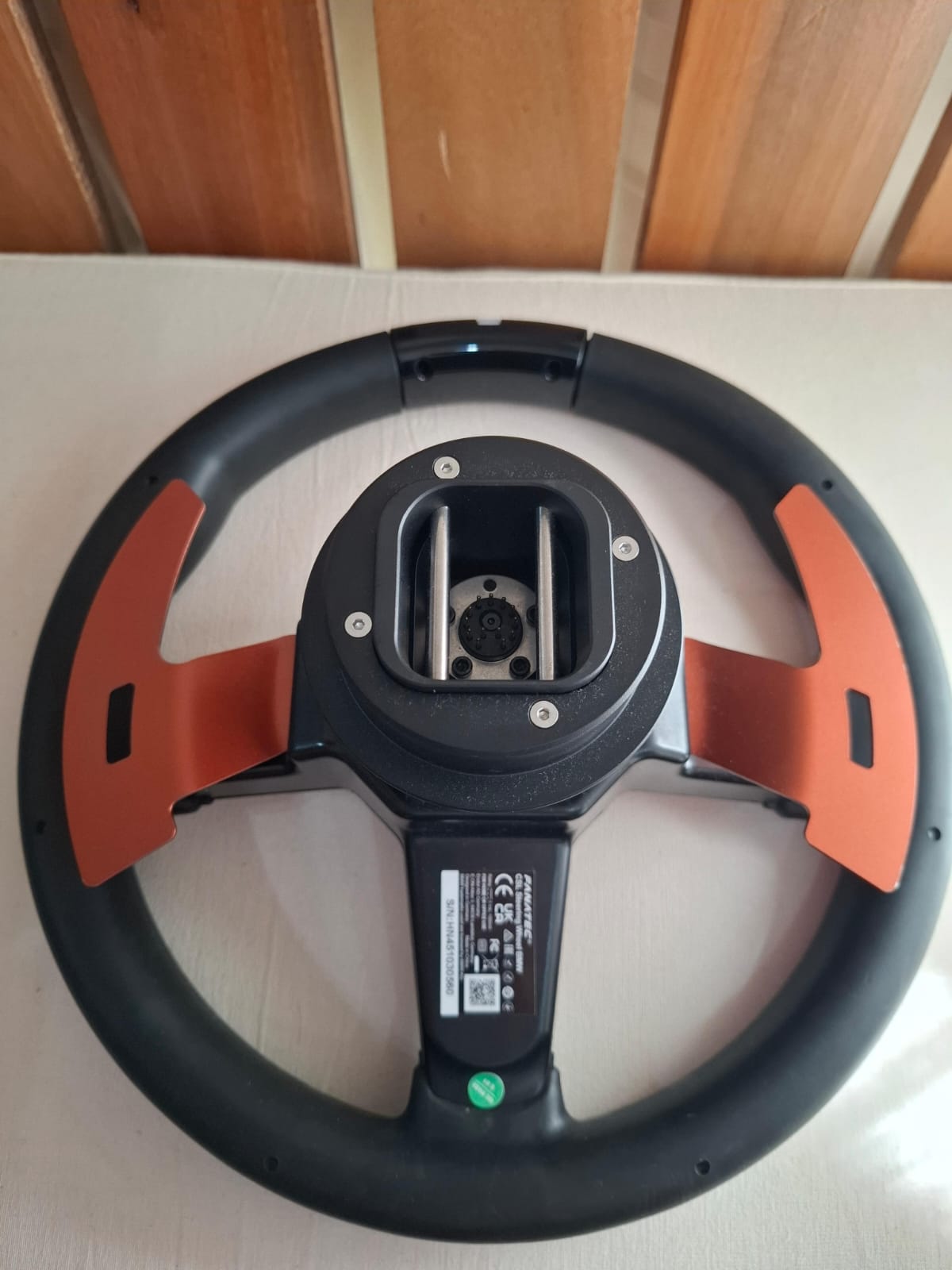 Aro Bmw FANATEC con QR2 instalado