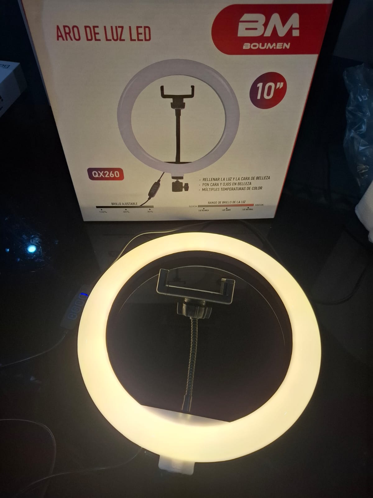 Aro de Luz LED 10" BM Boumen QX260 con Soporte para Celular y Control de Brillo