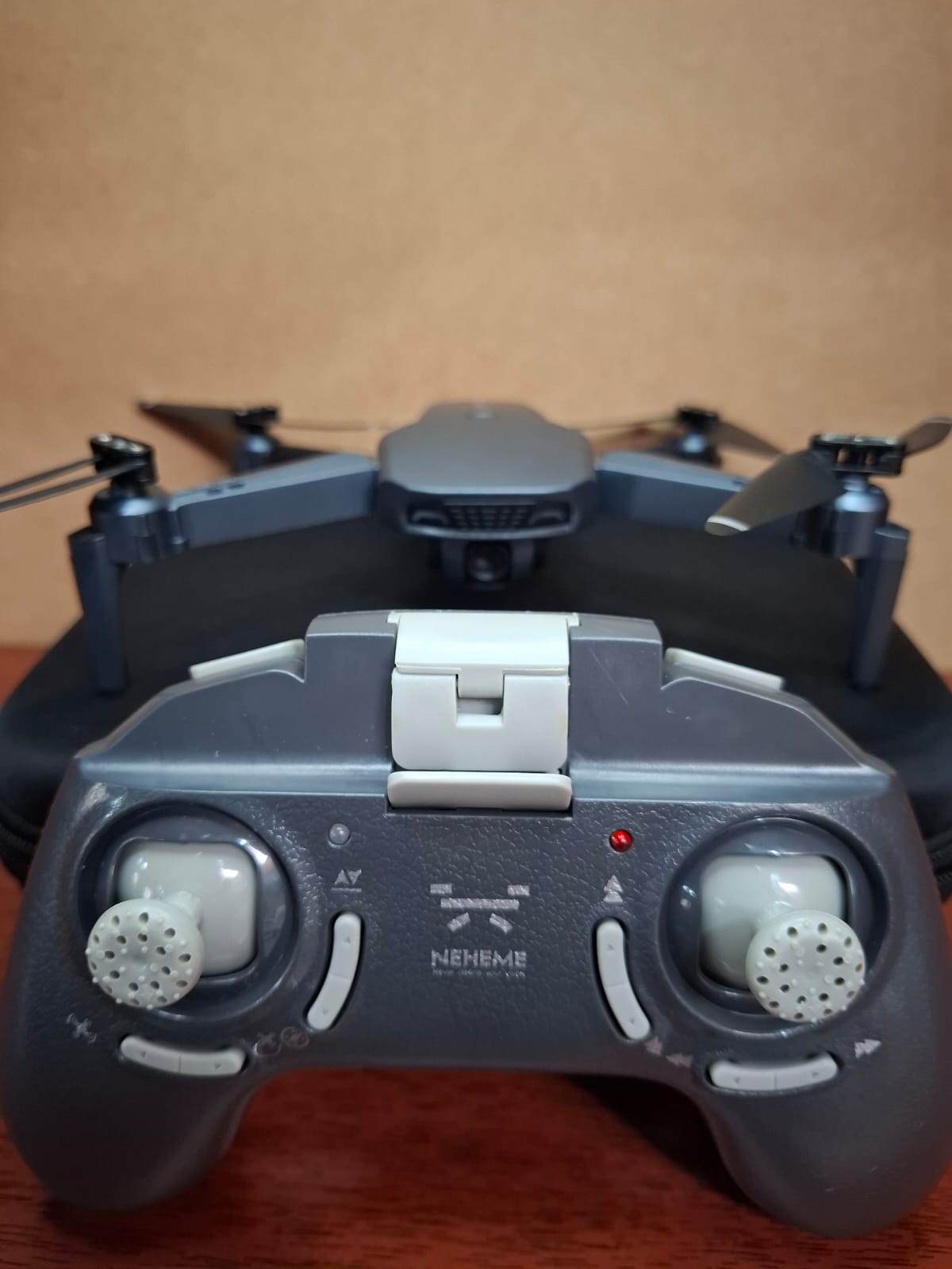 Drone Plegable Neheme NH525 Cámara HD con Estuche Rígido