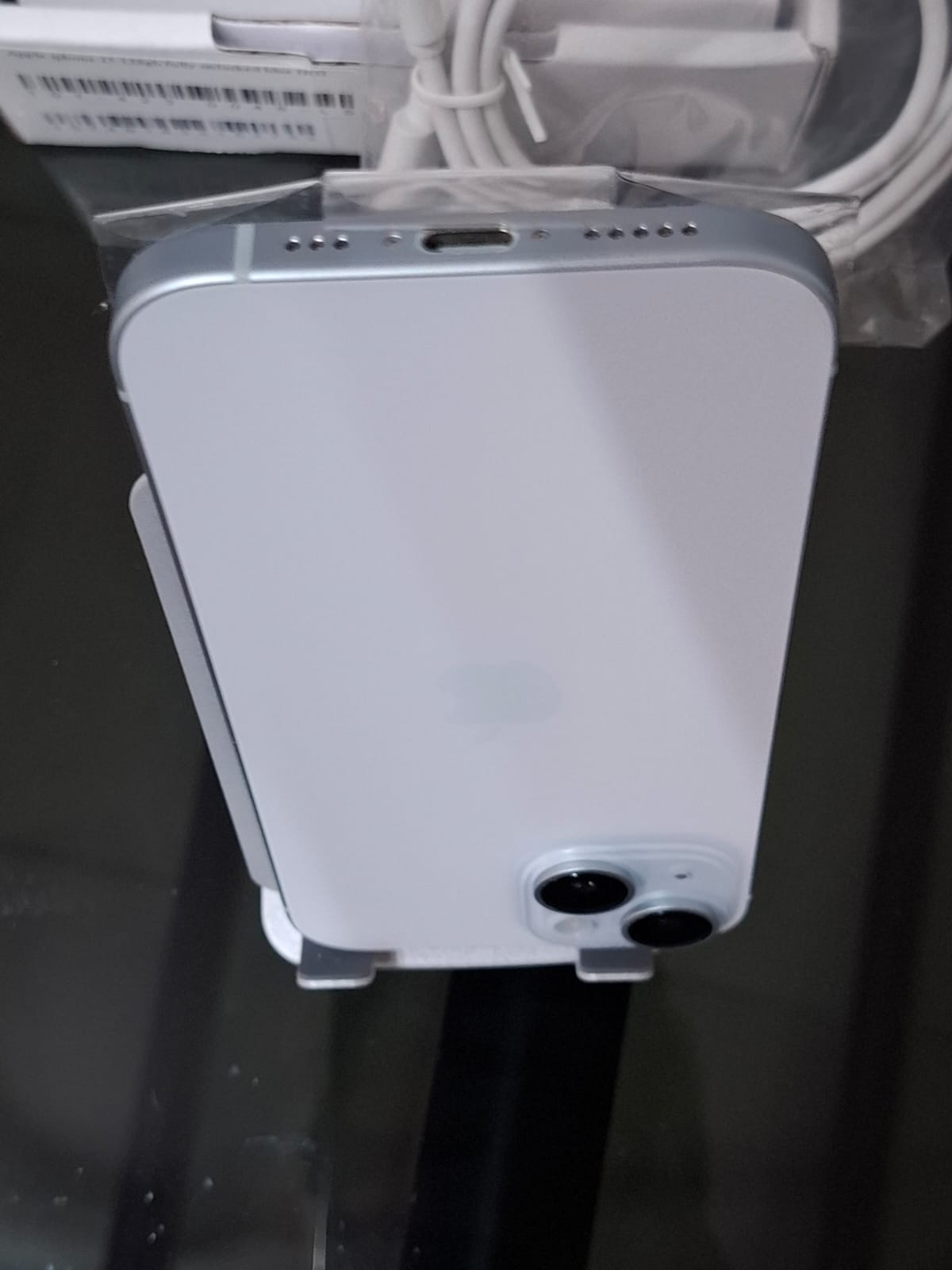 Apple iPhone 15 128GB – Batería 98% – Desbloqueado – Excelente Estado