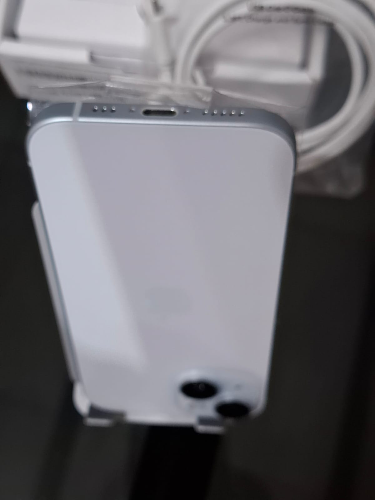 Apple iPhone 15 128GB – Batería 98% – Desbloqueado – Excelente Estado