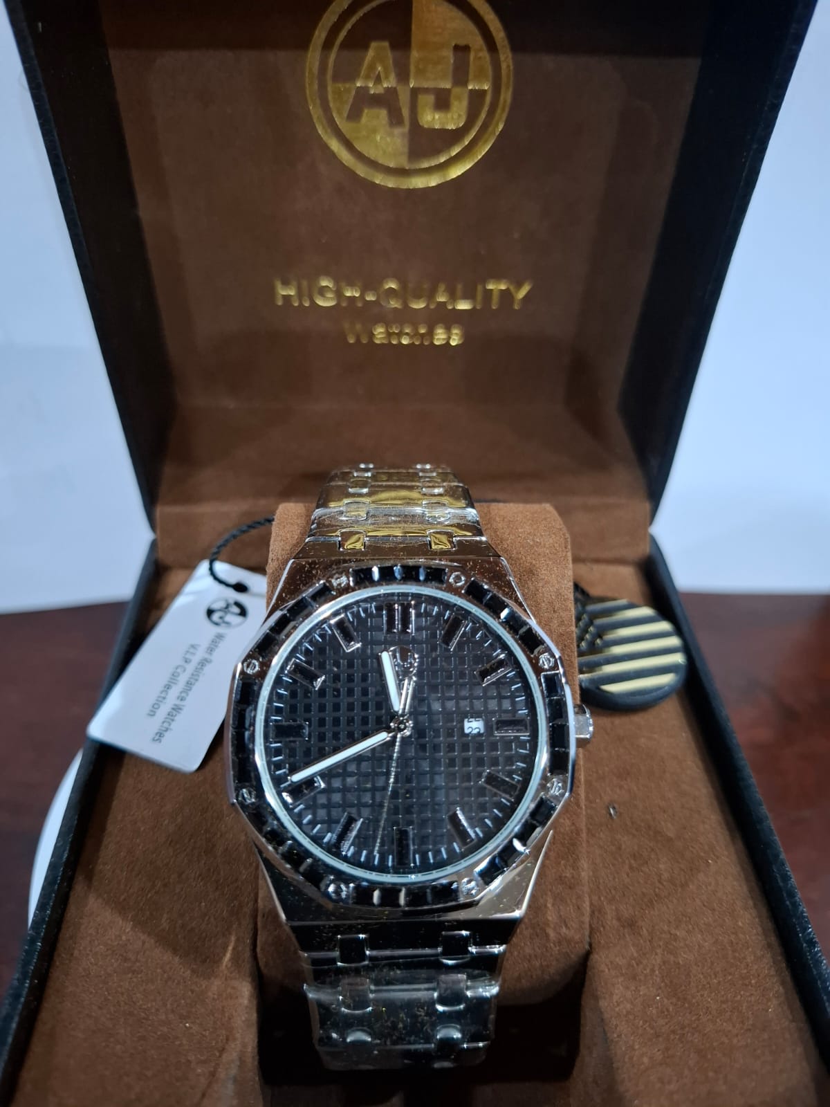 Reloj AJ para hombre – Esfera negra – Malla metálica