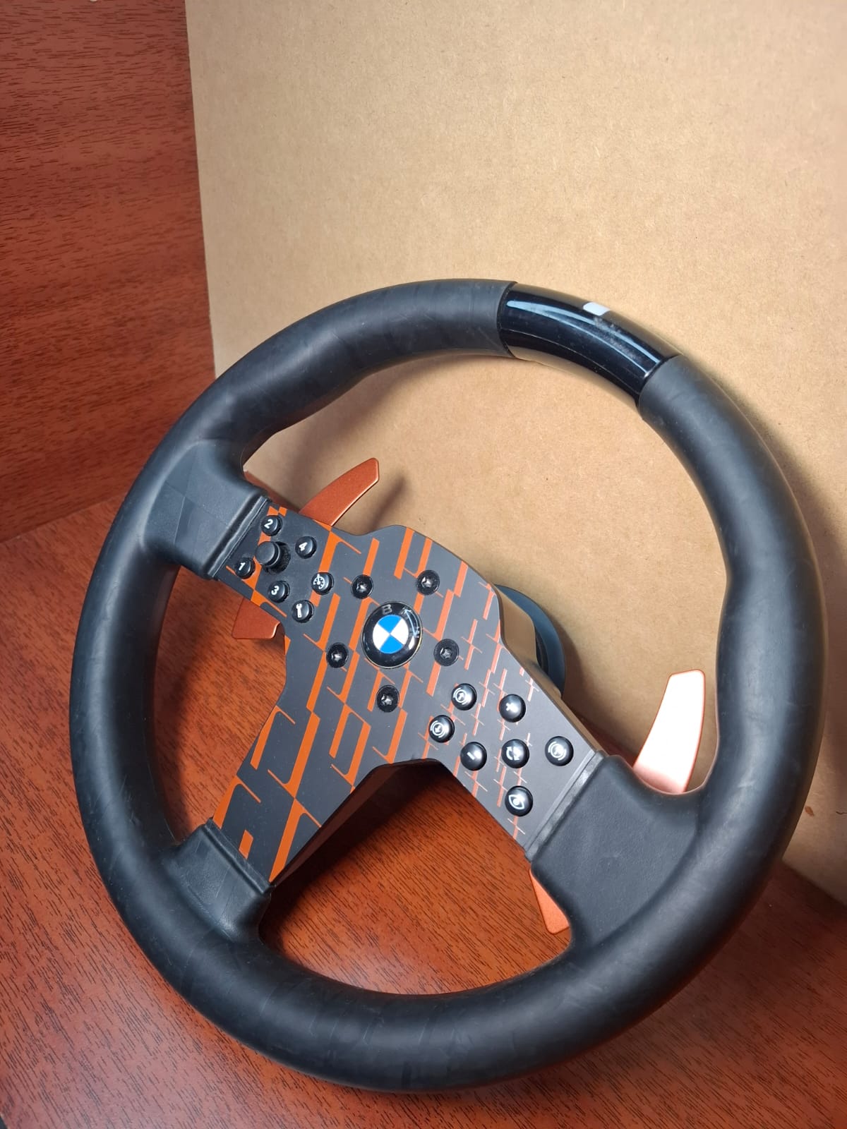 Fanatec Aro BMW con QR2 Wheel Side Instalado Simulador